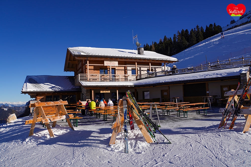 Winterwanderung-Obereggen-Berghuette-Oberholz13-(4)