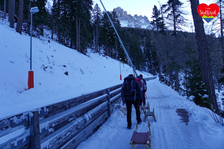Winterwanderung-Obereggen-Berghuette-Oberholz19-(1)