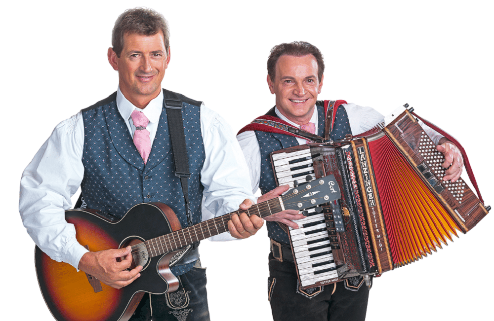 Die Ladiner beim Ladinerfest und Törggelefest in MeransenMusikreise Südtirol Konzert Meransen