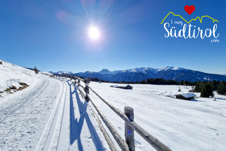 Rodenecker Alm Winter Wanderung Rastnerhuette I Mog Suedtirol171