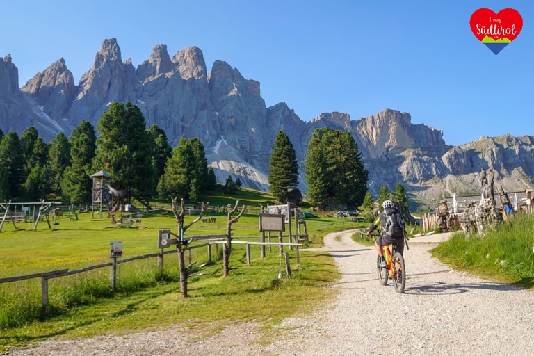 villnoesser-alm-suedtirol-geisleralm-bike012